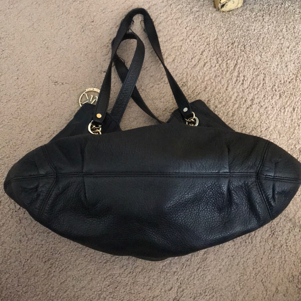 Michael Kors Jet Set Chain Ring Tote - Picture 5 of 8